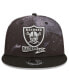 Фото #3 товара Men's Black Las Vegas Raiders Ink Dye 2022 Sideline 9FIFTY Snapback Hat