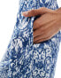 Фото #2 товара Abercrombie & Fitch co-ord ultra wide leg crinkle trouser in blue print