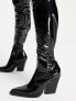 ASOS DESIGN – Kansas – Overknee-Stiefel in Western-Optik aus schwarzem Lack mit Plateausohle und Absatz