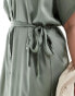 Фото #2 товара Vero Moda Curve shirt midi dress with tie belt in green