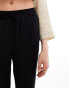 Фото #5 товара Vero Moda Tall linen blend tapered trousers in black