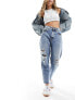 Фото #1 товара Tommy Jeans ultra high rise tapered mom jeans with knee rips in light wash