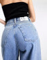 Фото #3 товара Calvin Klein Jeans high waisted relaxed jeans in mid wash