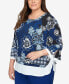 ფოტო #5 პროდუქტის Plus Size Downtown Vibe Floral Flutter Sleeve Top with Woven Trim