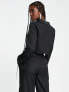 Фото #2 товара In The Style x Yasmin Devonport exclusive satin lapel trim cropped blazer co-ord in black