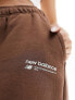 New Balance Linear heritage brushed back fleece sweatpant in brown M - фото #3