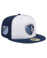 ფოტო #1 პროდუქტის Men's White, Navy Sporting Kansas City 2024 Kick Off Collection 59FIFTY Fitted Hat