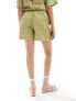 IIsla & Bird longer line broderie beach short in pine garden green