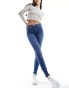 Фото #10 товара Vero Moda Alia mid rise skinny jeans with bum sculpt detail in medium blue