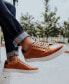 ფოტო #9 პროდუქტის Men's Canton Embossed Leather Sneakers