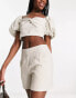 Фото #1 товара Vero Moda pleat front linen blend shorts in stone