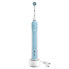 Oral-B PRO 700 CrossAction - Adult - Rotating-oscillating toothbrush - Daily care - Blue - White - Battery - Built-in