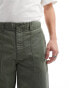 Фото #3 товара GANT cotton/linen surplus utility shorts in mid green