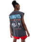 ASOS DESIGN unisex oversized vest with The Ramones graphic prints in washed black Черный, XS - фото #4