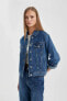 Фото #2 товара Джинсовая куртка женская Defacto B9314ax/nm28 средней голубой