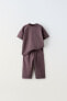 Plain t-shirt and trousers co-ord