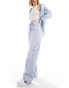 Фото #1 товара Stradivarius wide leg dad jean with rip in light wash blue