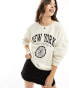 ONLY new york slogan sweatshirt in stone Белый, XS - EU 34 - фото #1