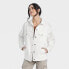 Фото #1 товара Women's 90's Baggy Trucker Jacket - Universal Thread White S