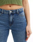 Фото #6 товара Vero Moda Kyla mid rise straight jeans in medium blue denim