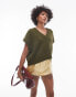 Topshop knitted v-neck seam front off shoulder relaxed vest in khaki Зеленый, S - EU 36-38 - фото #1