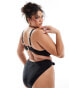 Фото #4 товара South Beach Curve knot front bikini top in black