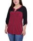 Фото #1 товара Plus Size 3/4 Sleeve Studded Top with Contrast Yoke and Sleeves