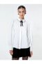 Фото #28 товара Рубашка Koton с винтажным видом, с деталями брошь, воздушными рукавами, текстурированная