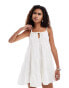 COLLUSION cotton linen tiered sun dress with bunny tie and ring detail in white Белый, 36 - фото #3