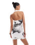 Фото #3 товара ASOS DESIGN scuba bodycon mini dress with halter strap in mono flower print