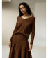 ფოტო #2 პროდუქტის Women's V-neck Ultra-fine Merino Wool Sweater for Women