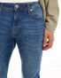 Фото #5 товара Jack & Jones Pete slim tapered jean in mid blue wash