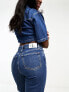 Фото #10 товара Calvin Klein Jeans mom jeans in dark wash