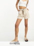 Фото #2 товара JDY Petite tie waist linen shorts in oatmeal