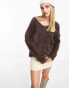 Фото #2 товара Urban Revivo fluffy oversized jumper in chocolate brown