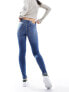 Фото #3 товара Vero Moda Alia mid rise skinny jeans with bum sculpt detail in medium blue