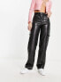 Фото #2 товара Abercrombie & Fitch faux leather 90's relaxed cargo in black