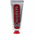 Фото #1 товара Marvis Cinnamon Mint Toothpaste Зубная паста с фтором, со вкусом корицы и мяты Мини размер 25 мл