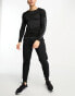 Фото #9 товара Hummel First seamless jersey long sleeve t-shirt in black