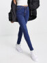 Фото #3 товара New Look lift and shape high waisted skinny jeans in authentic blue wash