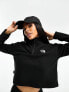 The North Face Glacier 100 cropped 1/4 zip fleece in black