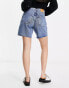 Фото #4 товара Monki – Jeansshorts in Blau mit unbehandeltem Saum und hohem Bund