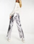 Pull&Bear straight leg trouser in metallic silver Серебристый, 32 - фото #3