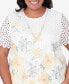 Plus Size Charleston Short Sleeve Floral Lace Top with Detachable Necklace