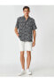 Фото #6 товара Рубашка Koton с коротким рукавом и минималистическим абстрактным принтом.