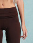 Miss Selfridge low rise deep fold over waistband flare legging in chocolate Коричневый, 32 - фото #5