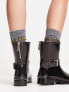 Фото #4 товара Ботинки женские Barbour International Mugello - Низкие резиновые ботинки в глянцевом черном цвете