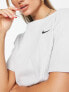 Nike – Geripptes Jersey-T-Shirt in Grau
