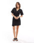 & Other Stories linen wrap mini dress in black Черный, 32 - фото #1