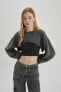 Coool Crop Yıkamalı Soluk Efektli Sweatshirt C2092ax24sp